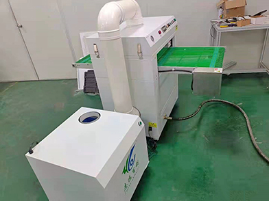 食品包装盒除尘机